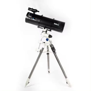 Expand your knowledge and explore the universe with ease. The Newtonian Go To Telescope allows you to easily view celestial objects with its advanced technology and precision.