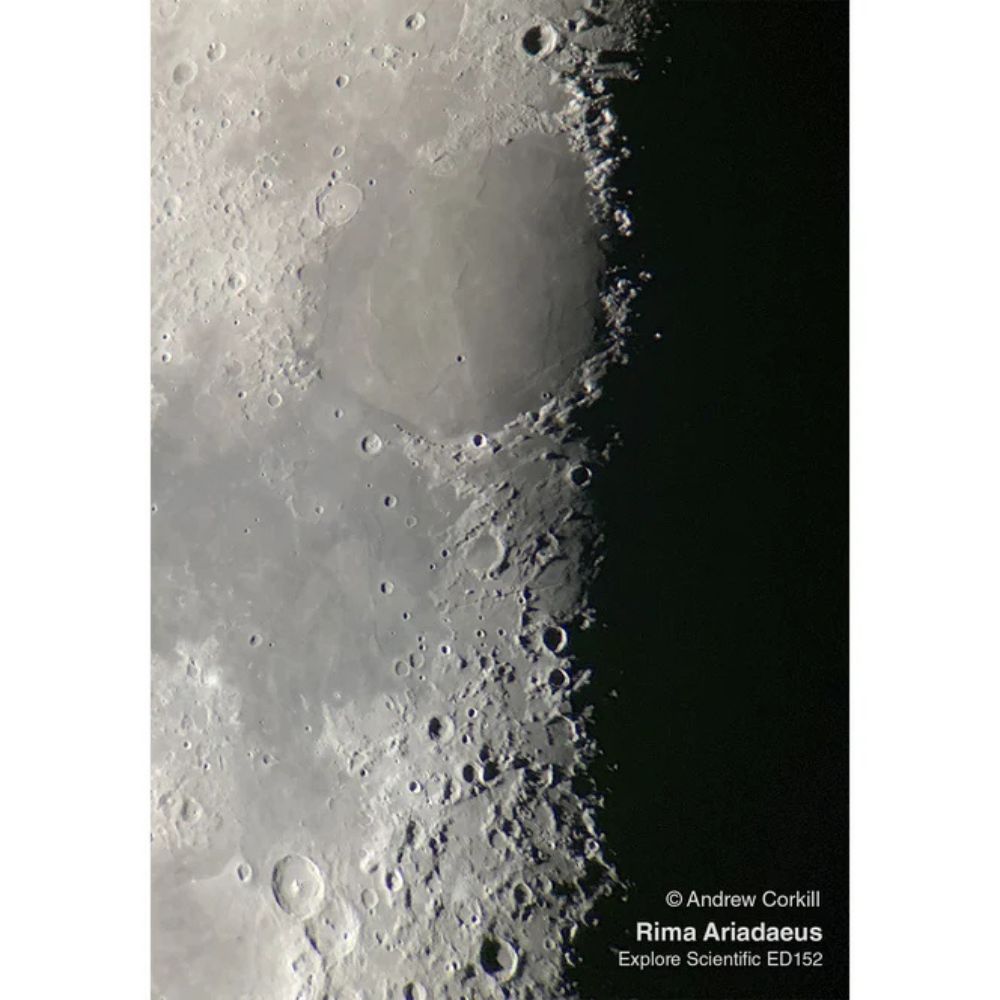 Explore Scientific ED152 Air-Spaced Triplet Telescope in Carbon Fiber